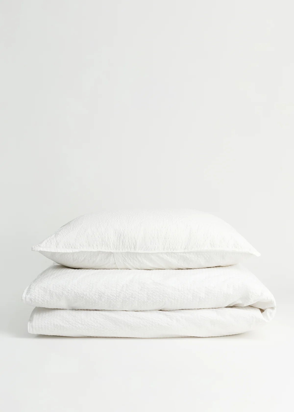 Aiayu Duvet Set and Pillow Case Seersucker | White 140 x 200 cm. | Sengetøj