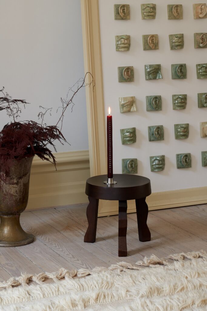 Ester & Erik Kalenderlys | Cylindrisk lys 28cm | No. 44/2 'Deep Wine'