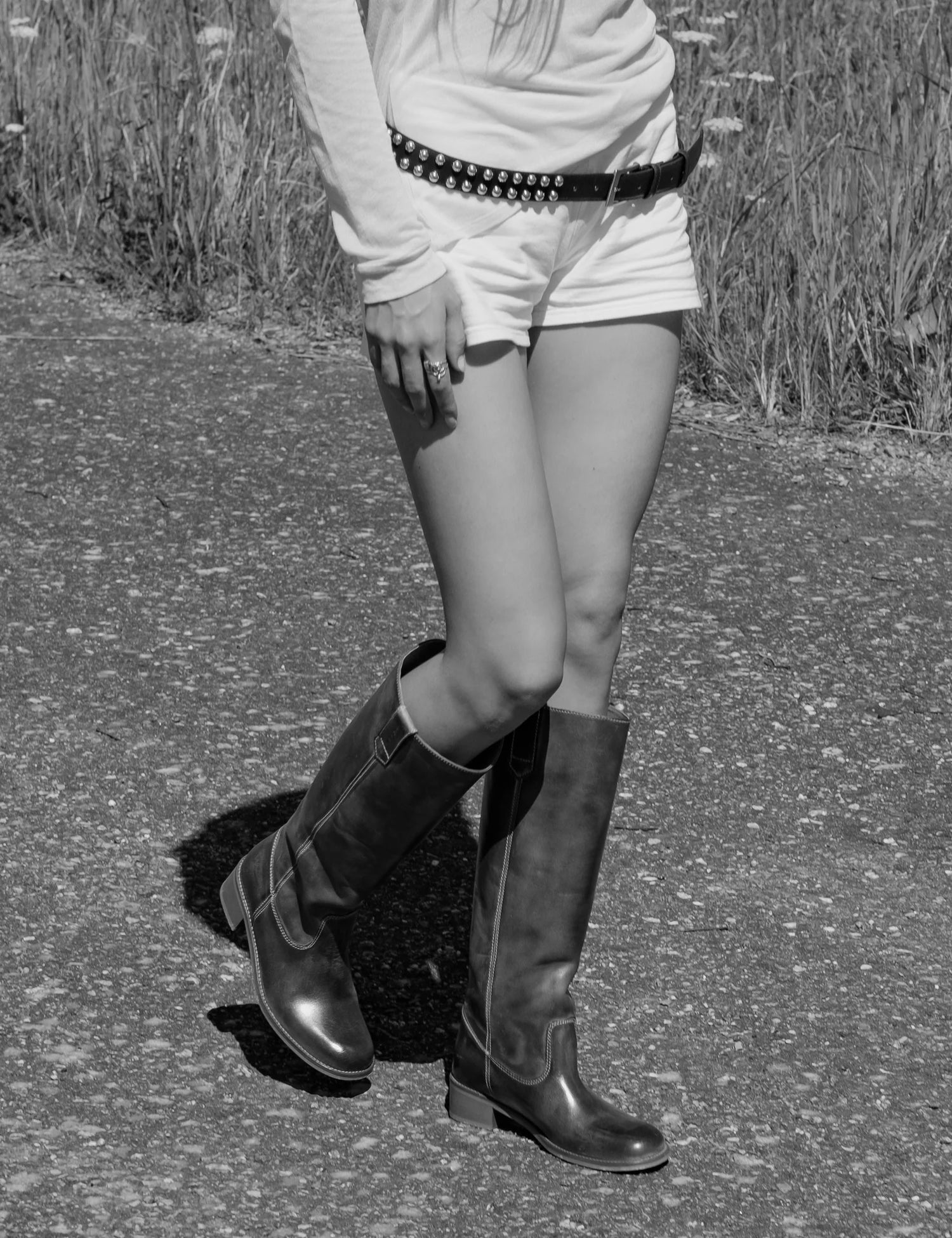 Dico Copenhagen Ann Gaucho Boot | Escovado Leather Charcoal Black