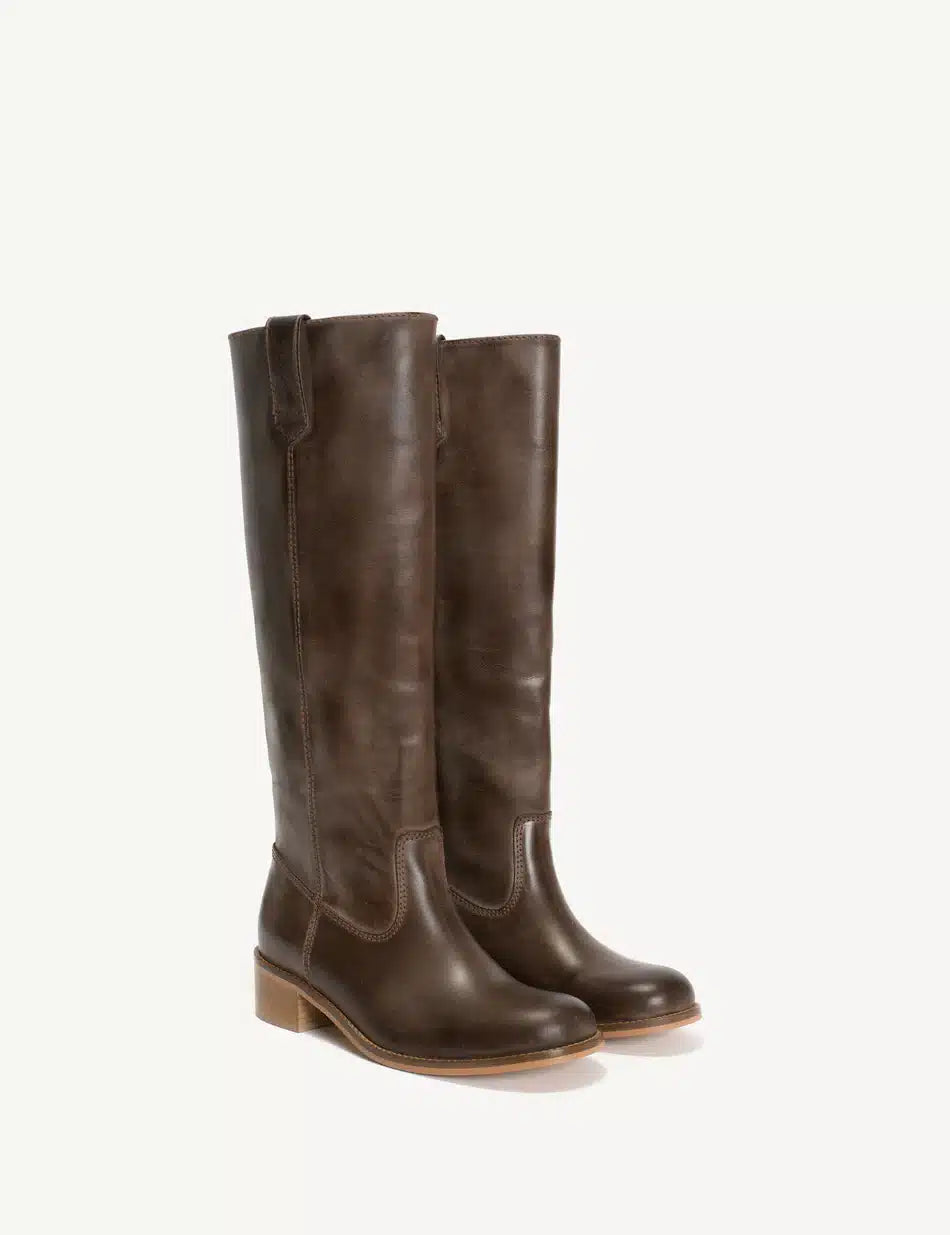 Dico Copenhagen Ann Gaucho Boot | Escovado Leather Dark Brown