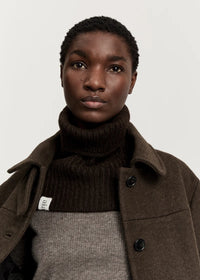 Aiayu Nellie neck varmer | Pure Chocolate