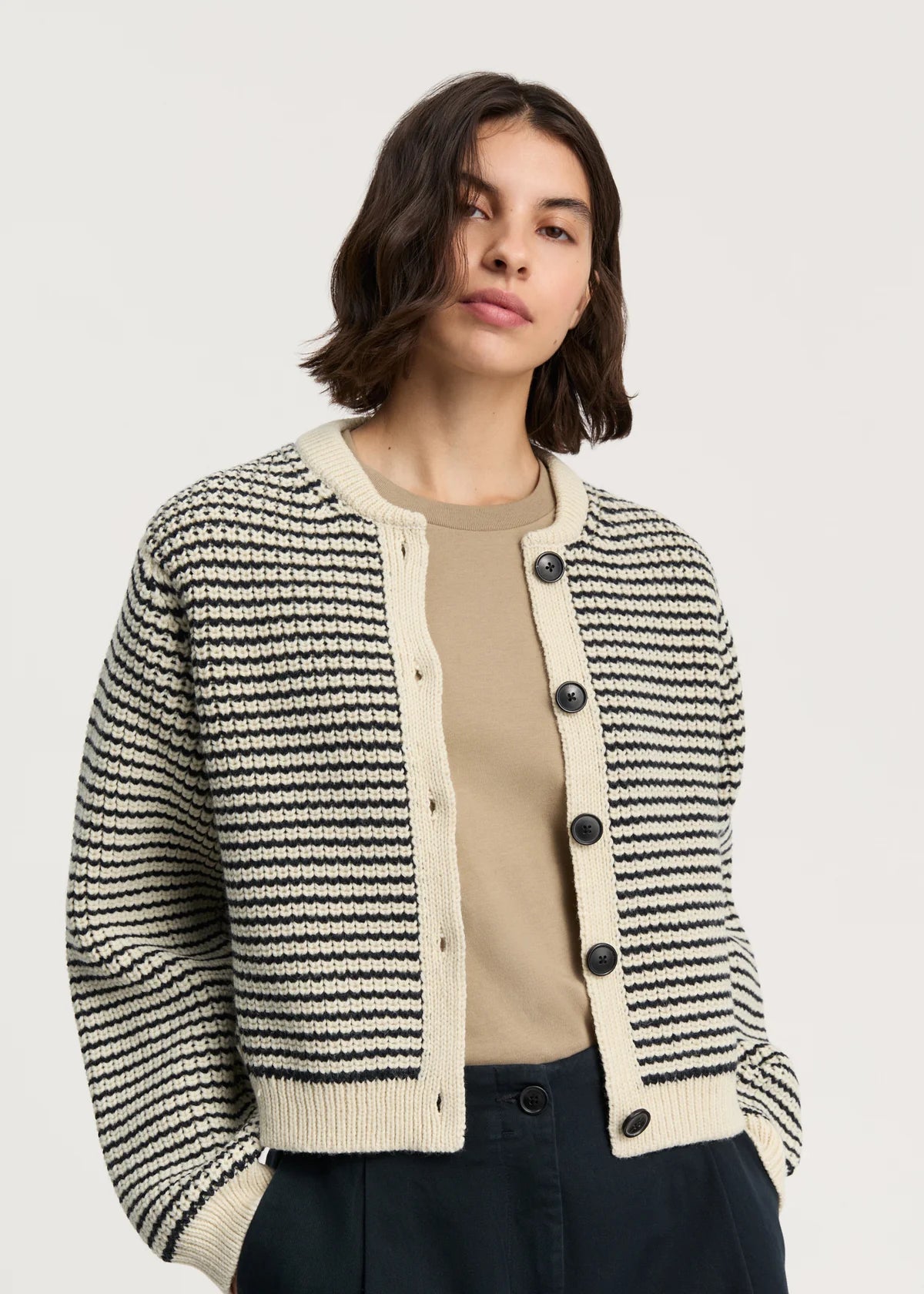 Aiayu Shiva Cardigan - Highland Wool | Mix Black Navy