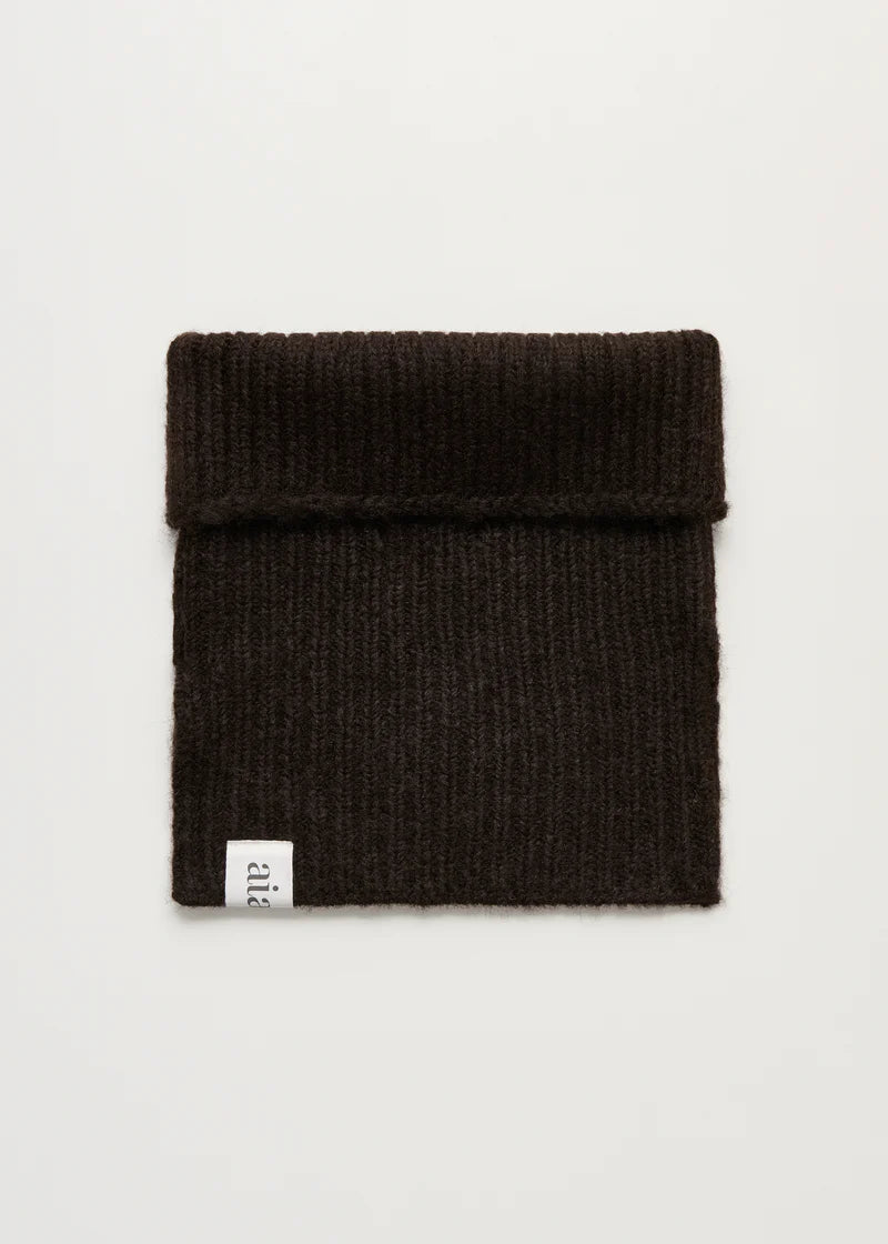 Aiayu Nellie neck varmer | Pure Chocolate