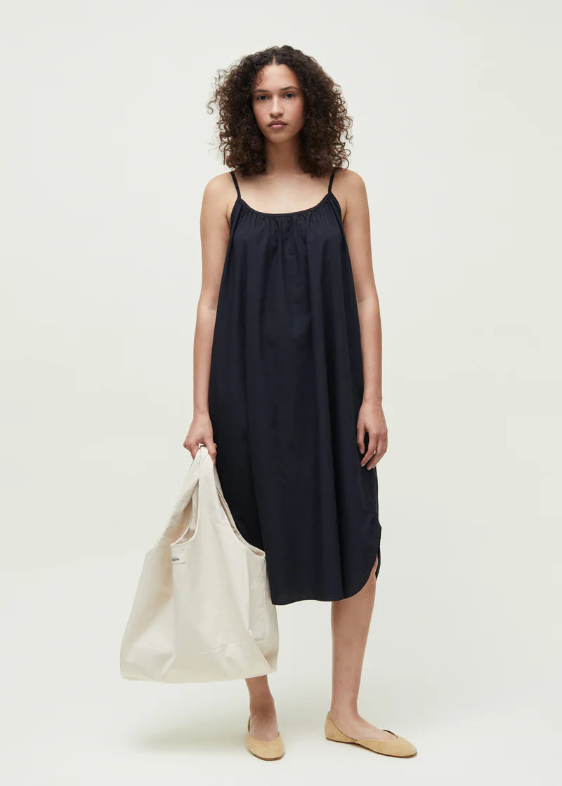 Aiayu Strap Dress | Black Navy