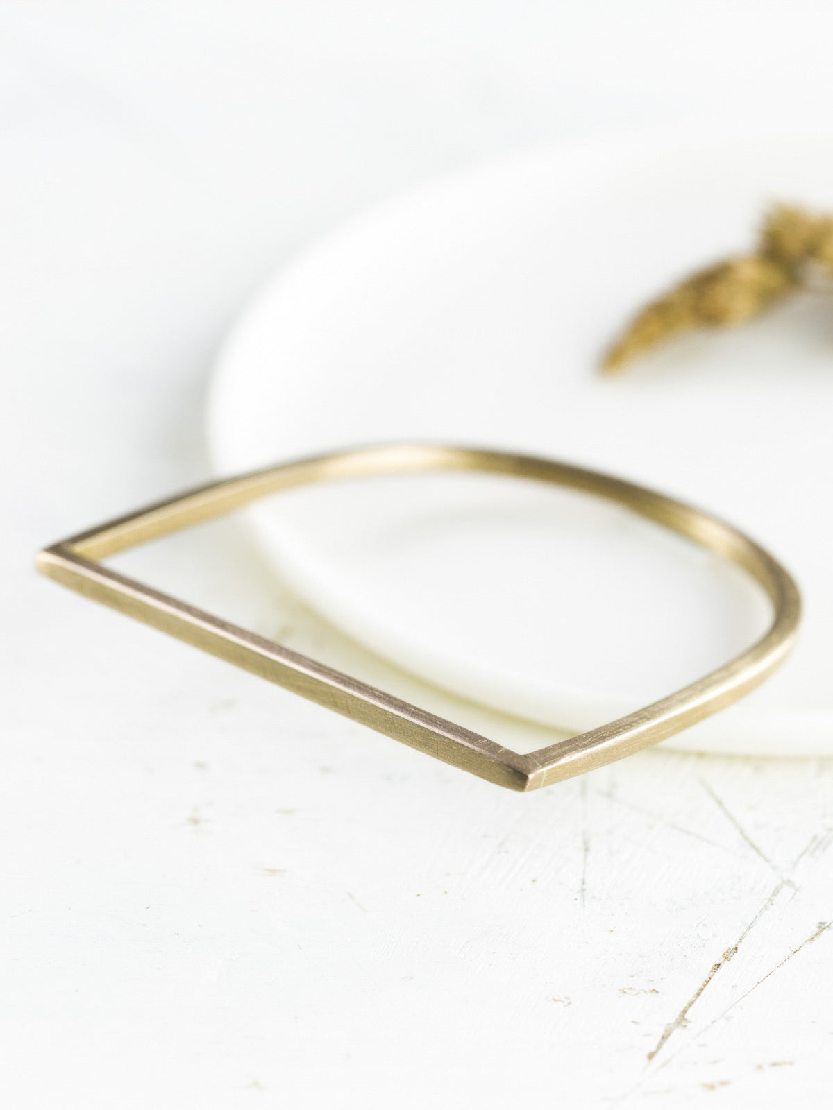 Armbånd | Minimal D Chunky | 100 % Recycle Brass