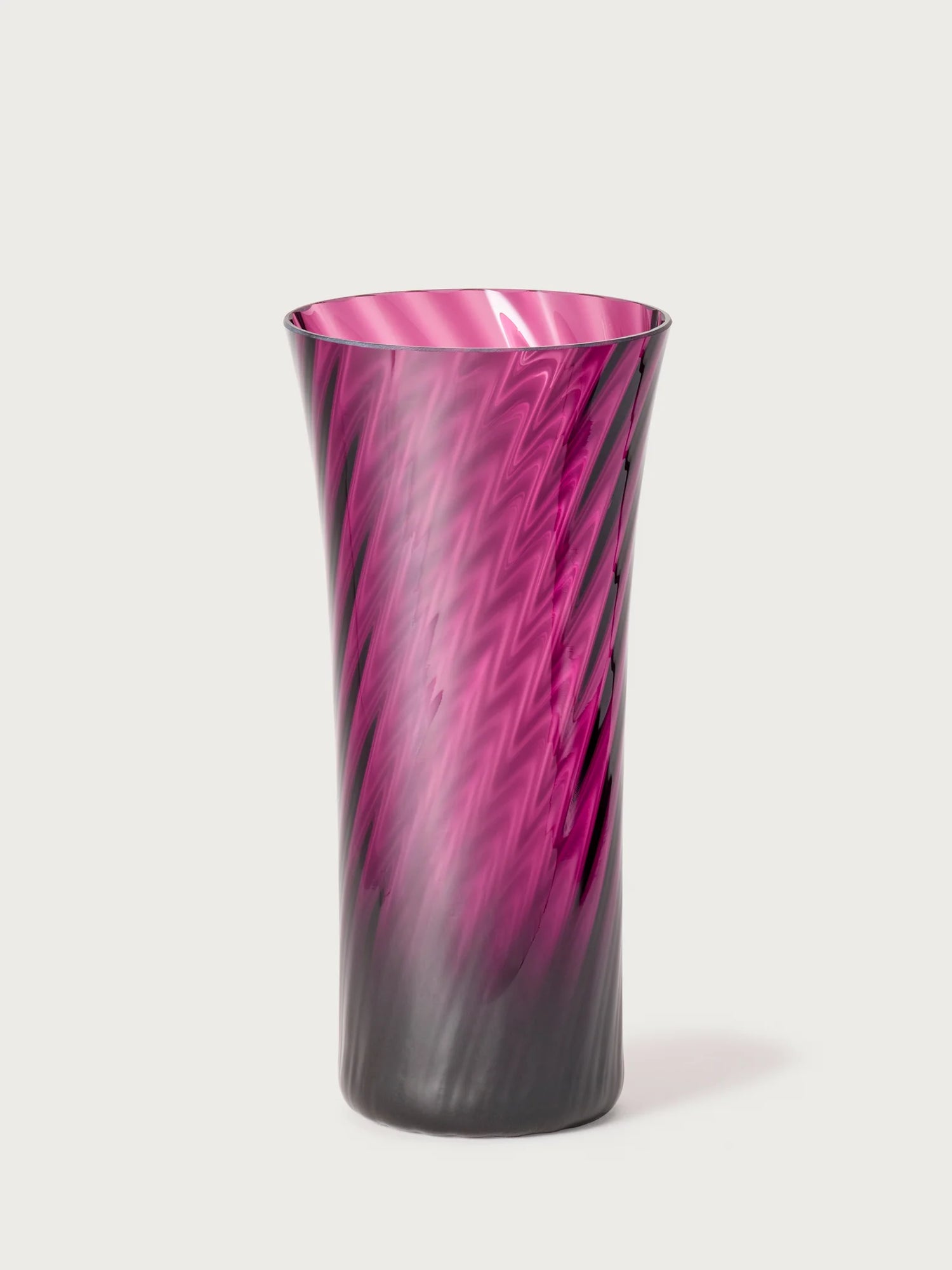 Stilleben | Concave Vase 18 cm | Violet Swirl