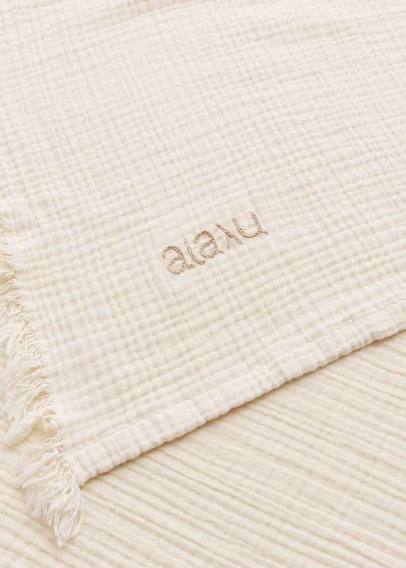 Aiayu Cotton Throw | Pure Ecru | 150 x 200 cm.