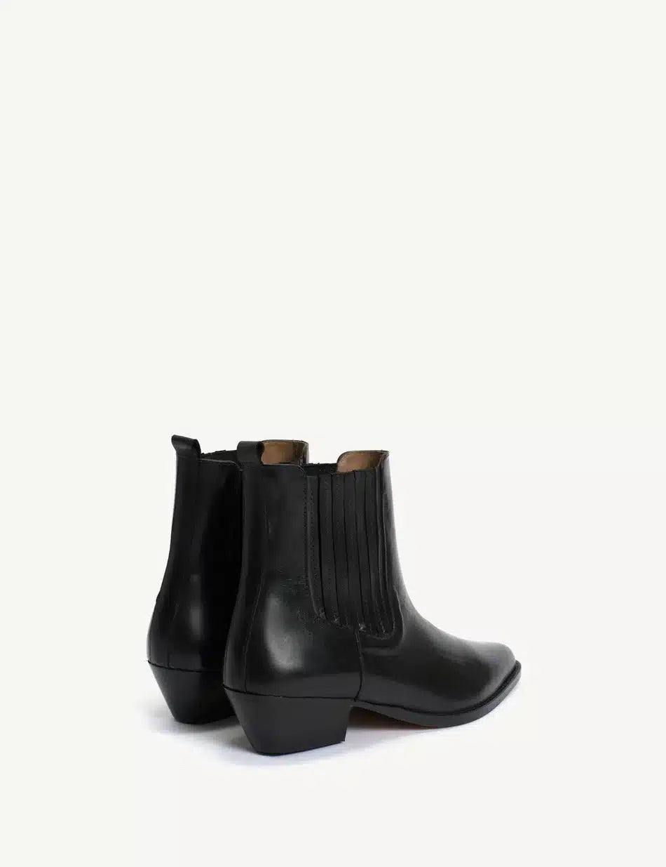 Dico Copenhagen Dasha Chelsea Boot | Black Escovado Leather