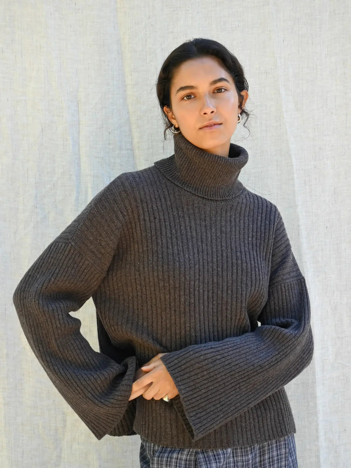 Ellen Cashmere T-Neck Sweater | Dark Brown