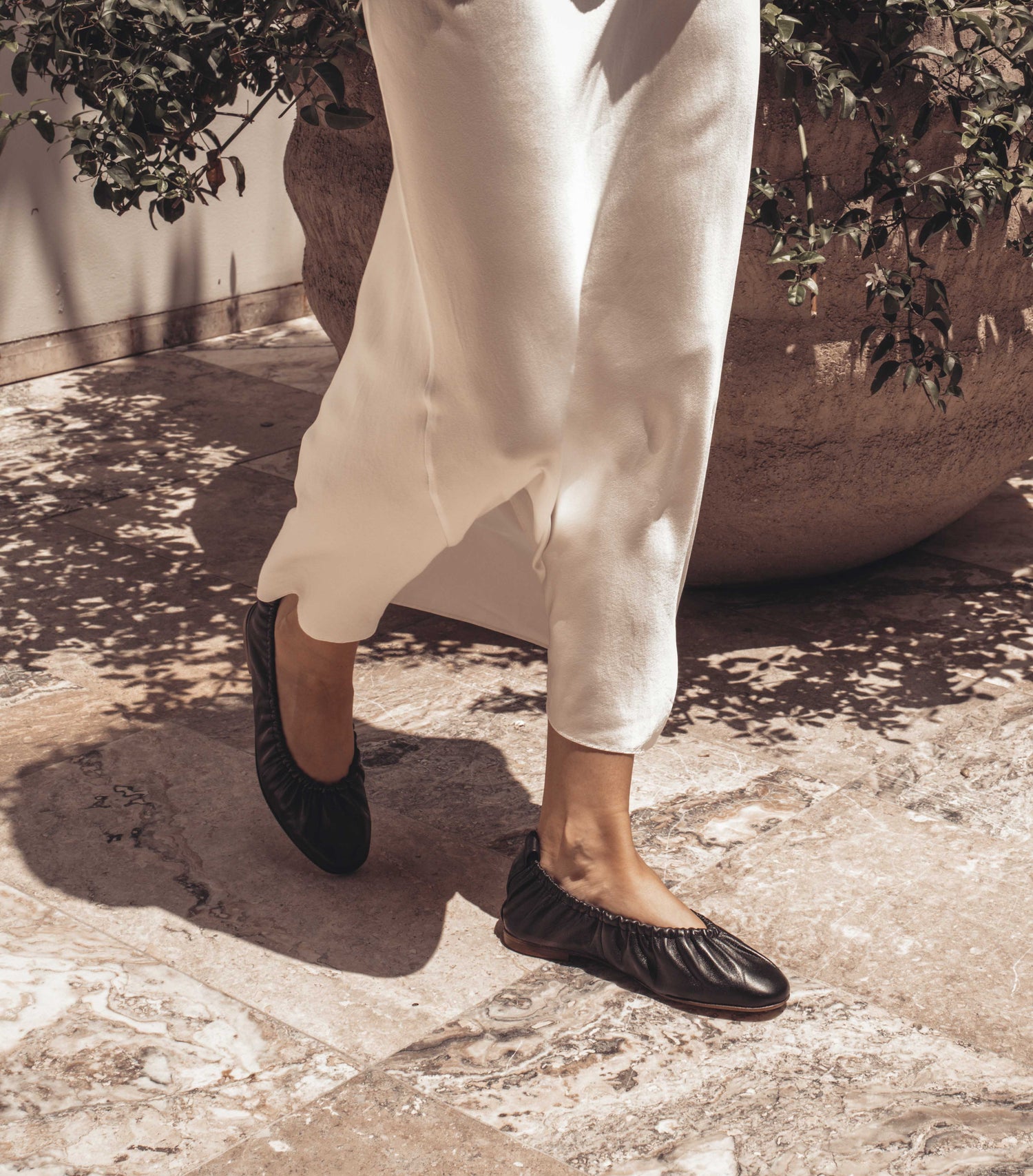 Anonymous Copenhagen Mirelda | Silky Lamb | Black