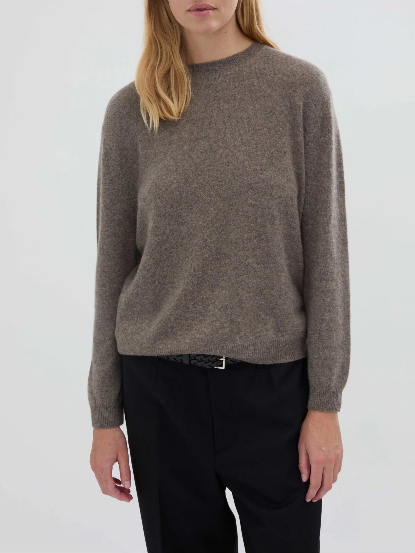People's Republic of Cashmere  | Oversized Roundneck | Truffle