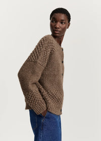 Aiayu Sierra Cardigan – llama wool | Pure Brownie | Håndstrikket i Lama Uld