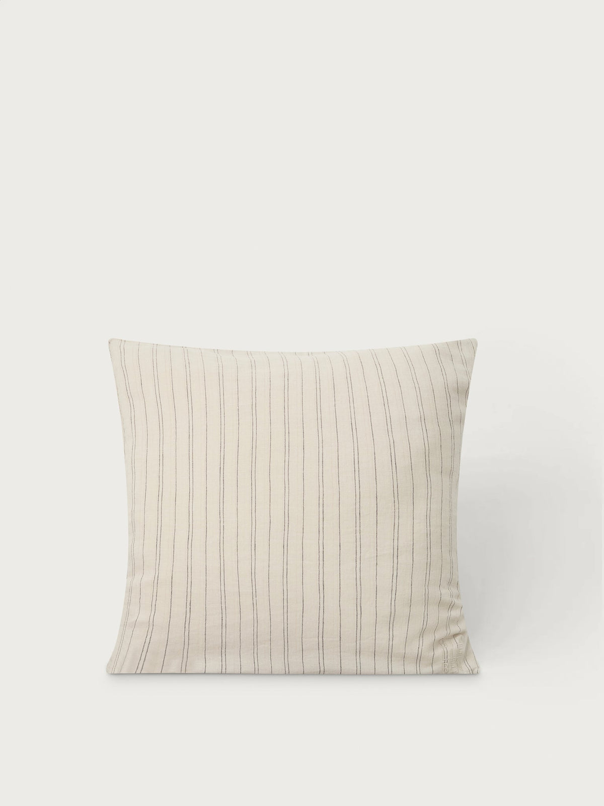 Stilleben Cushion Cover | Striped Beige | 50 x 50 cm.