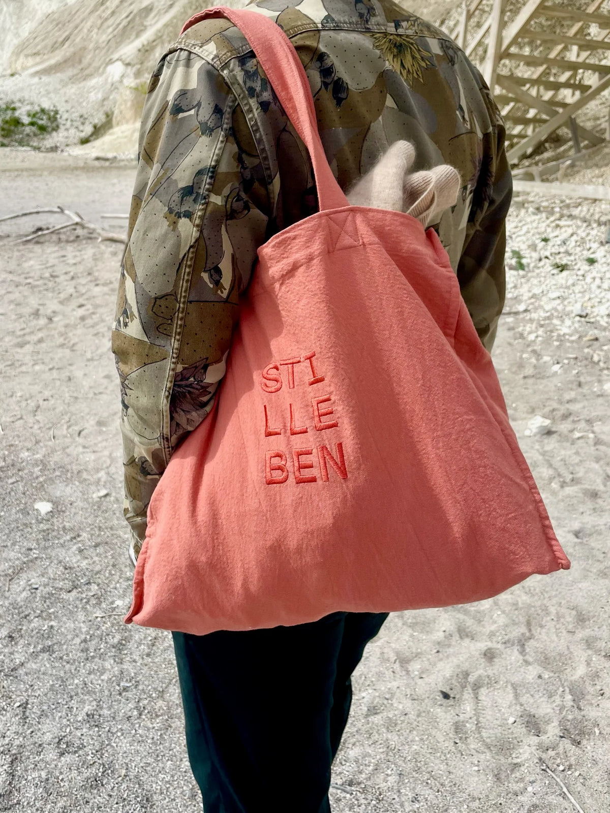 Stilleben Tote Bag | Burnt Red