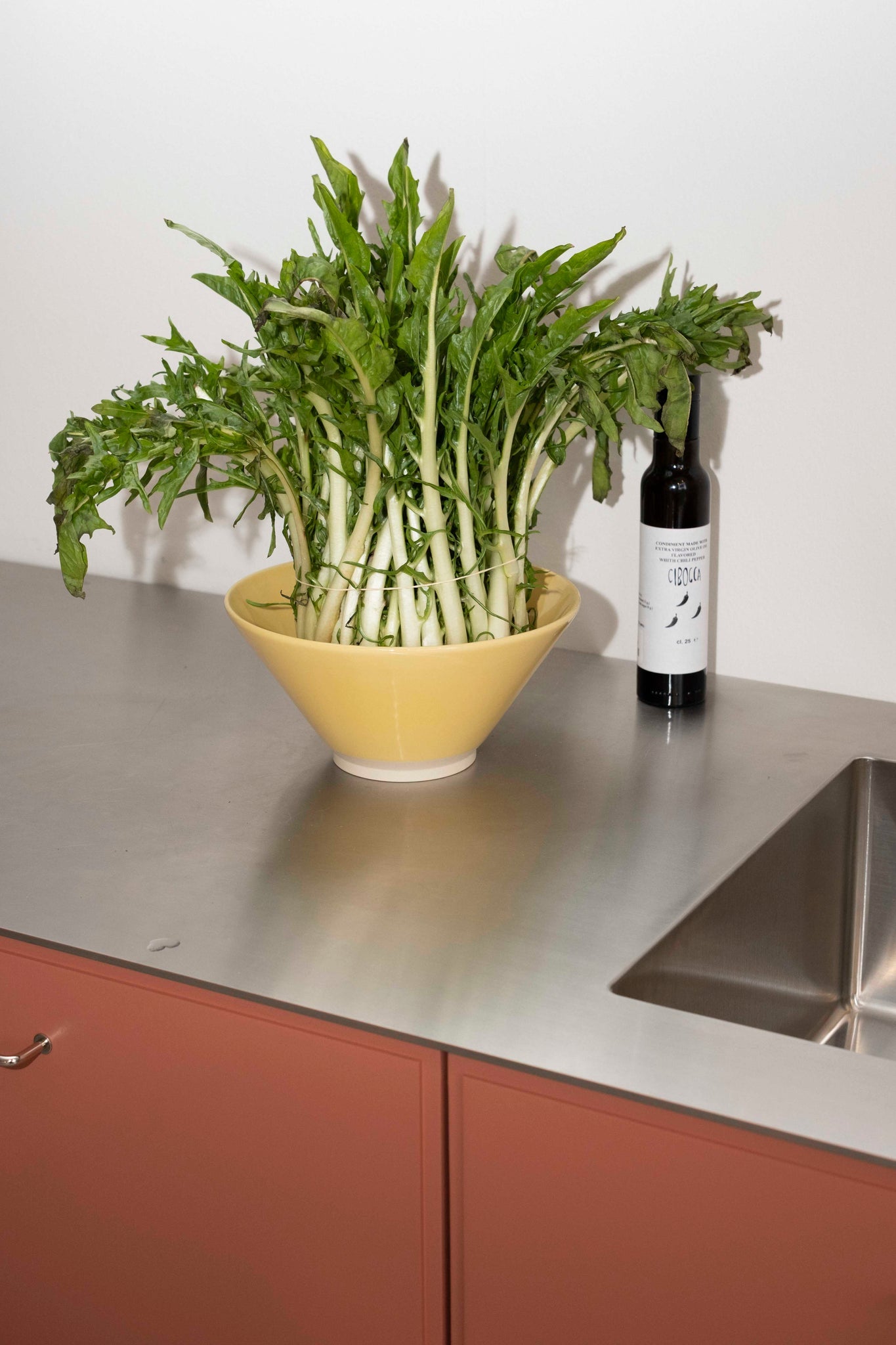 Stilleben | Memphis Serving Bowl | Yellow | Ø24