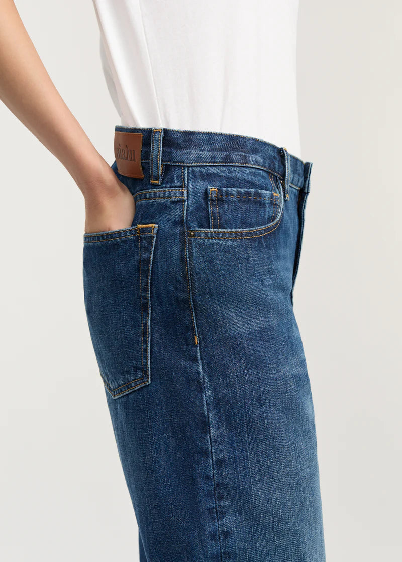 Aiayu Collin Midwaist Relaxed Jeans | Worn Blue