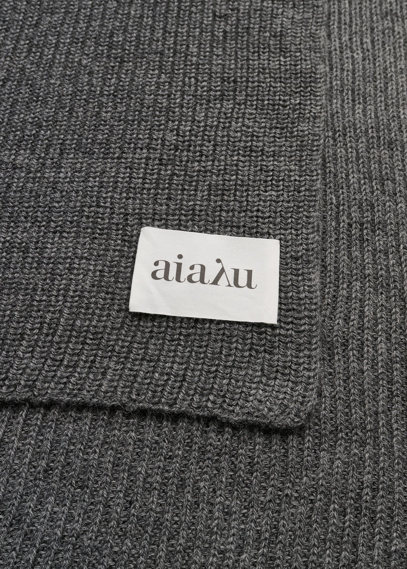 Aiayu Tito llama wool Throw | Stormy | Strikket Plaid 130 x 160 cm.