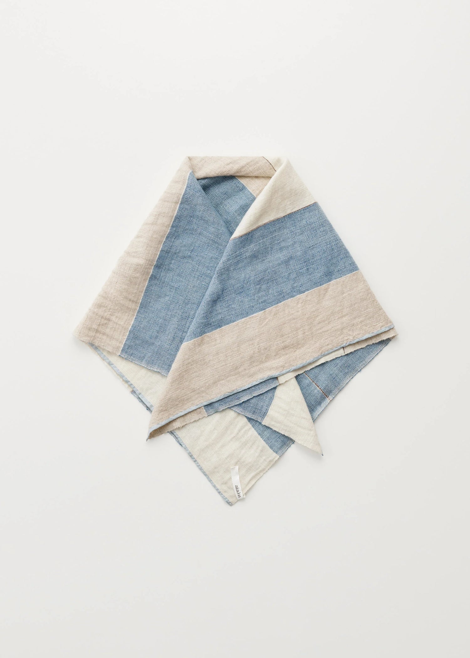 Aiayu Nani scarf 75 x 75 | Cashmere-silk | Mix Brilliant Blue