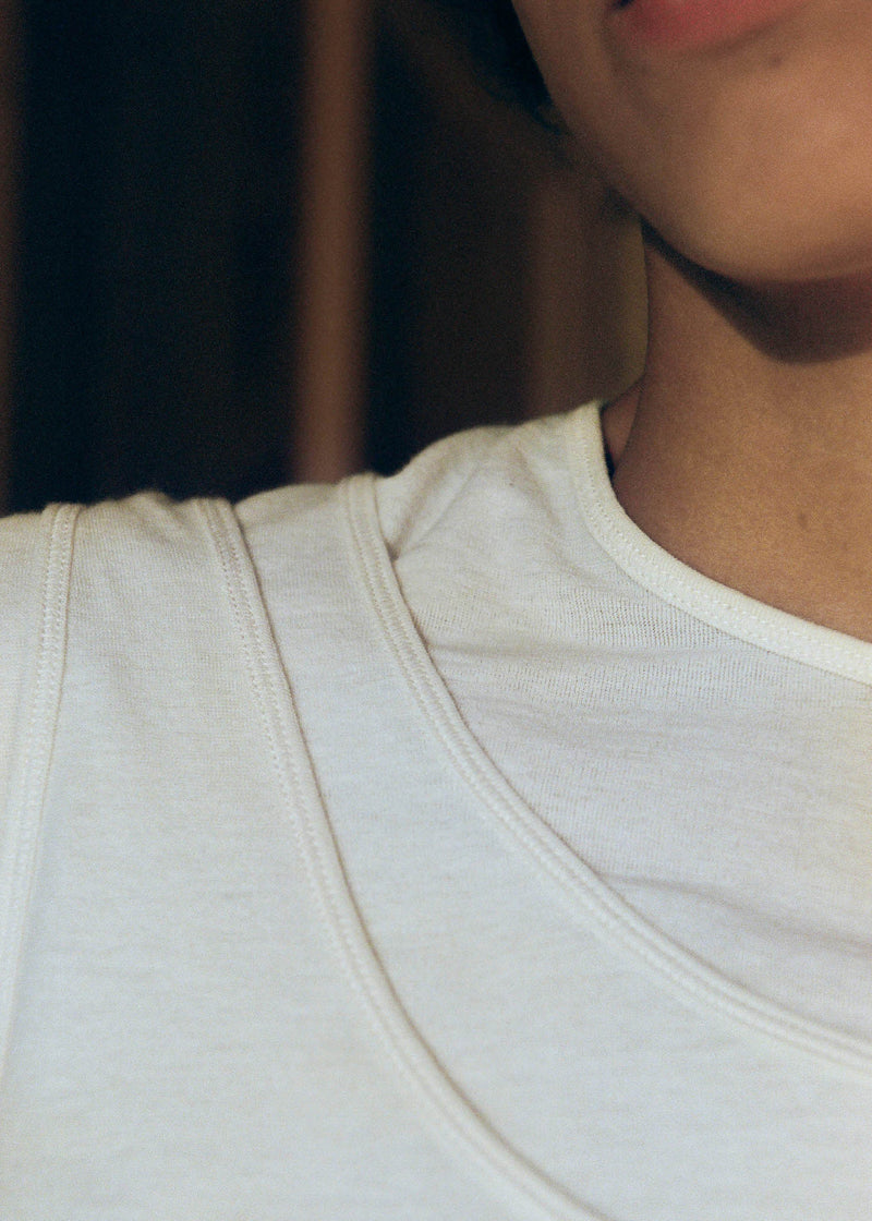 Aiayu Gentle Tee | Pure Ecru | Cashmere & Bomuld