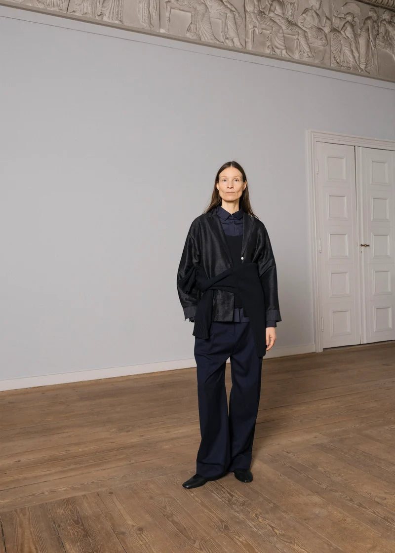 Aiayu Maya Shirt Silk | Black Navy