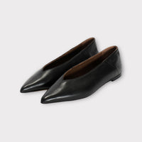 Anonymous Copenhagen Cassie | Silky Lamb Black