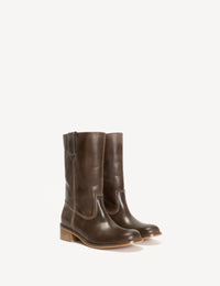 Dico Copenhagen Julia Gaucho Boot | Escovado Leather Dark Brown