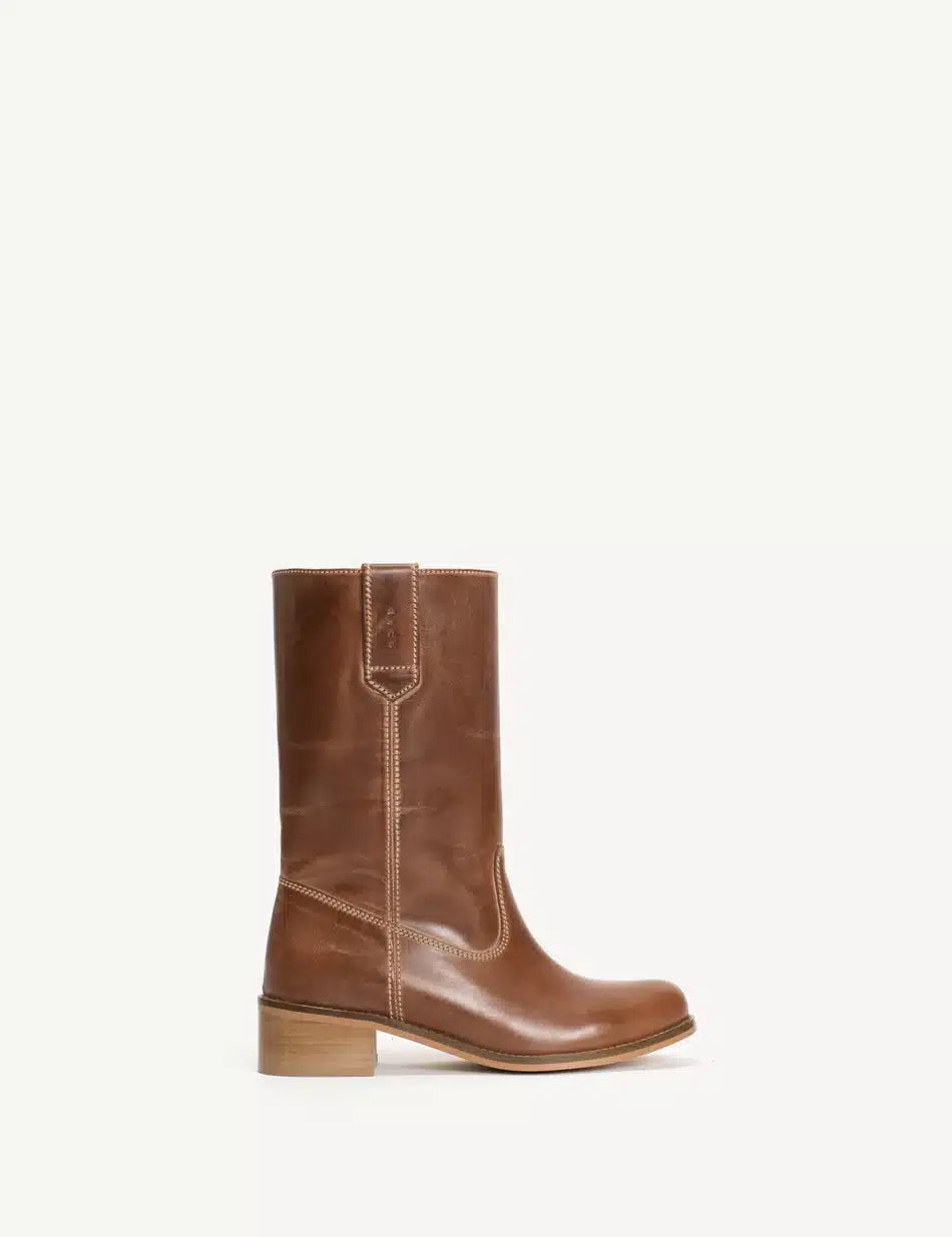 Dico Copenhagen Julia Gaucho Boot | Cognac Escovado Leather