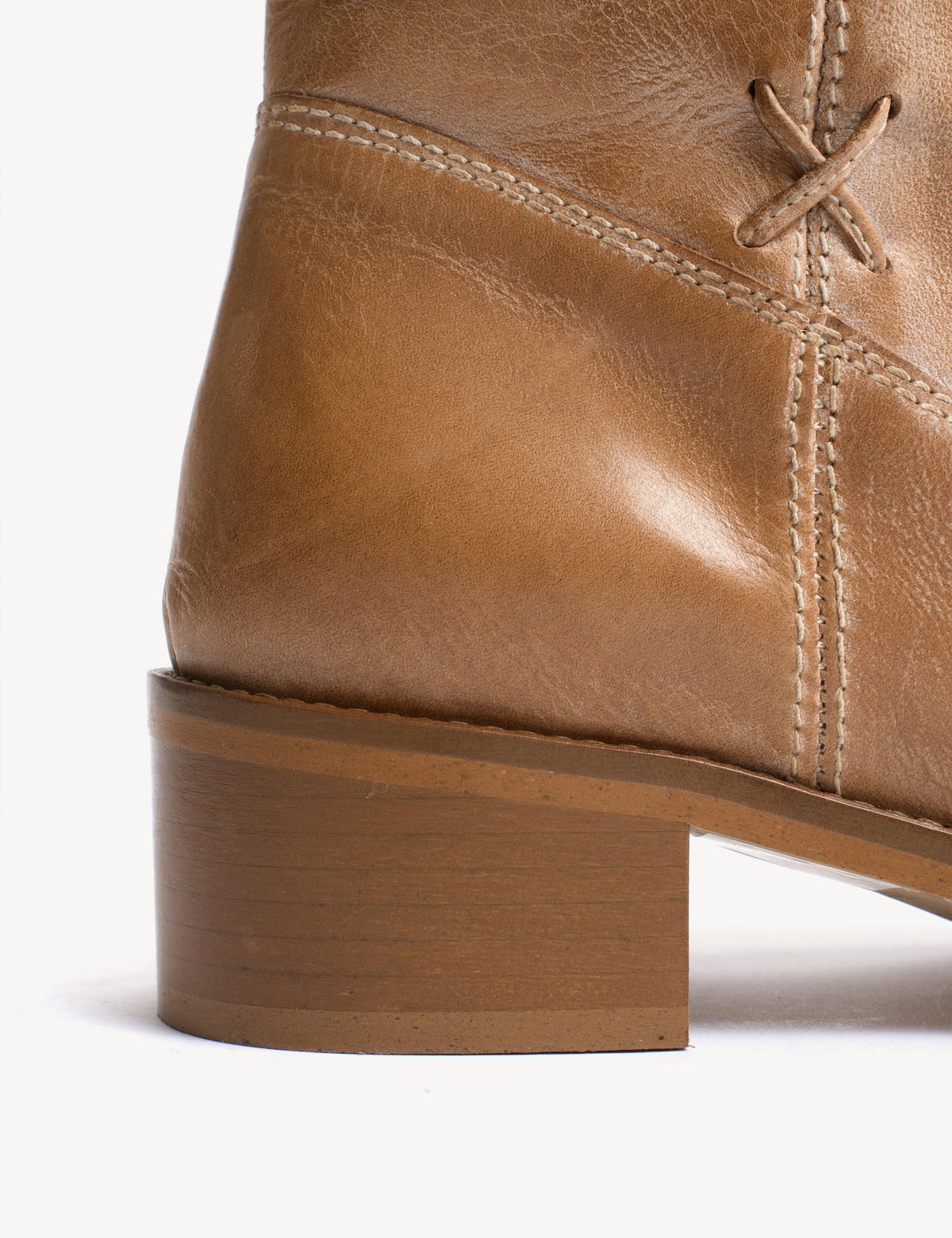 Dico Copenhagen Julia Gaucho Boot with laces | Escovado Leather Dark Tan