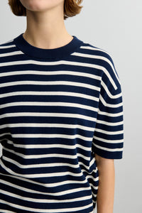 FUB | Striped Tee Dark Navy / Ecru | 100% økologisk bomuld