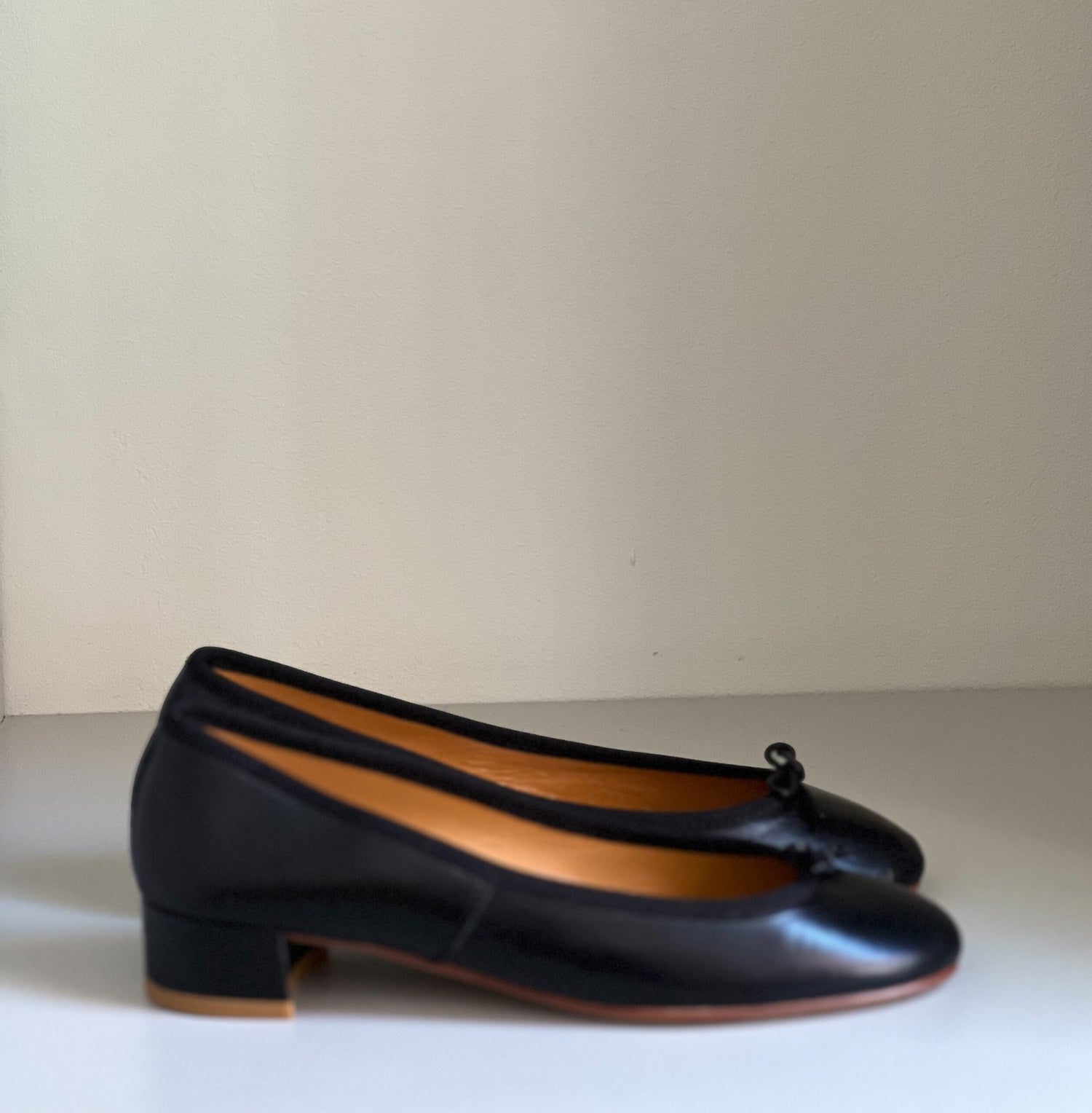 Lolo the Ballerina | Capri Dolce Vita Nappa | Nero Black