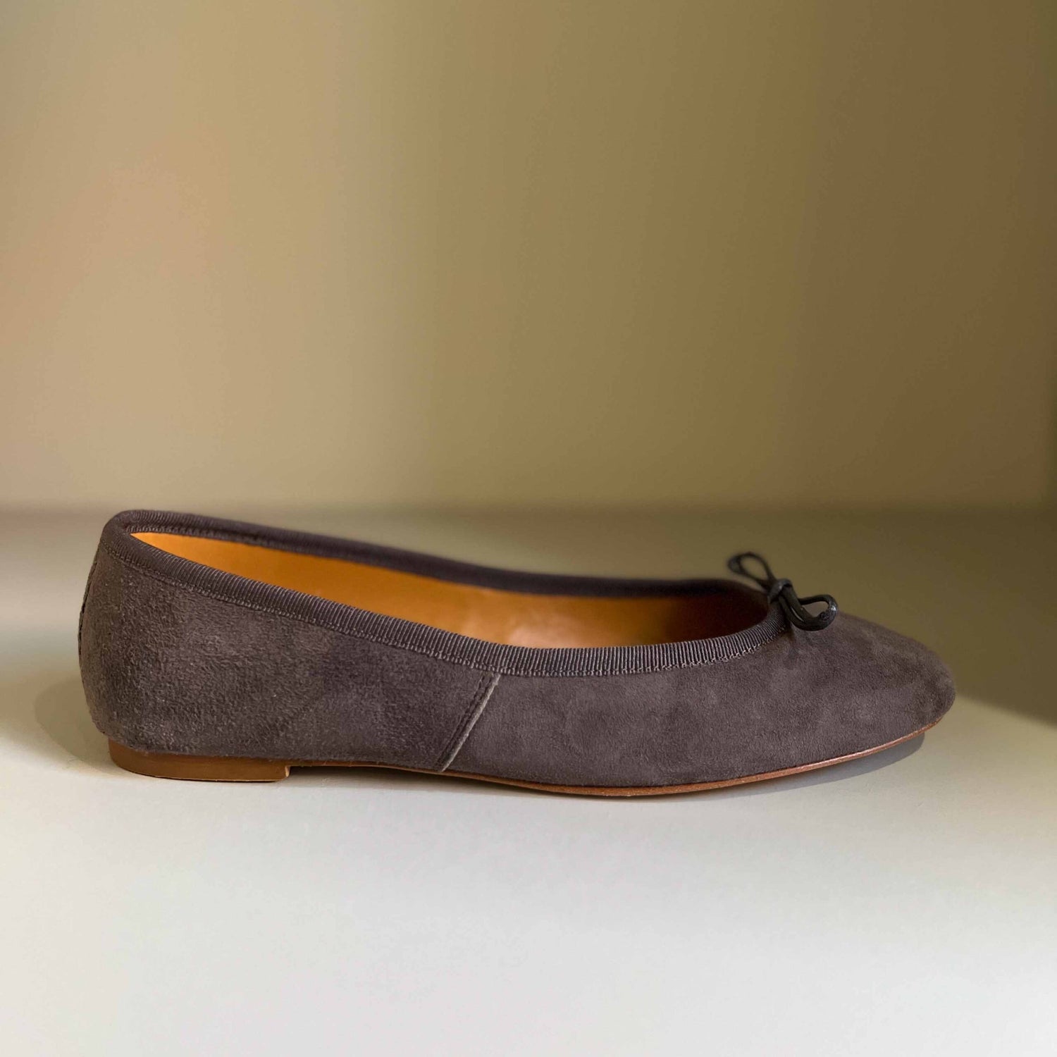 Lolo the Ballerina | Capri Suede Charcoal