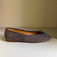 Lolo the Ballerina | Capri Suede Charcoal