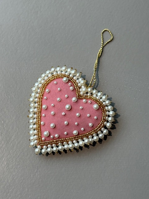 Nynne Rosenvinge Christmas Ornament | Julehjerte med perler | Rosa