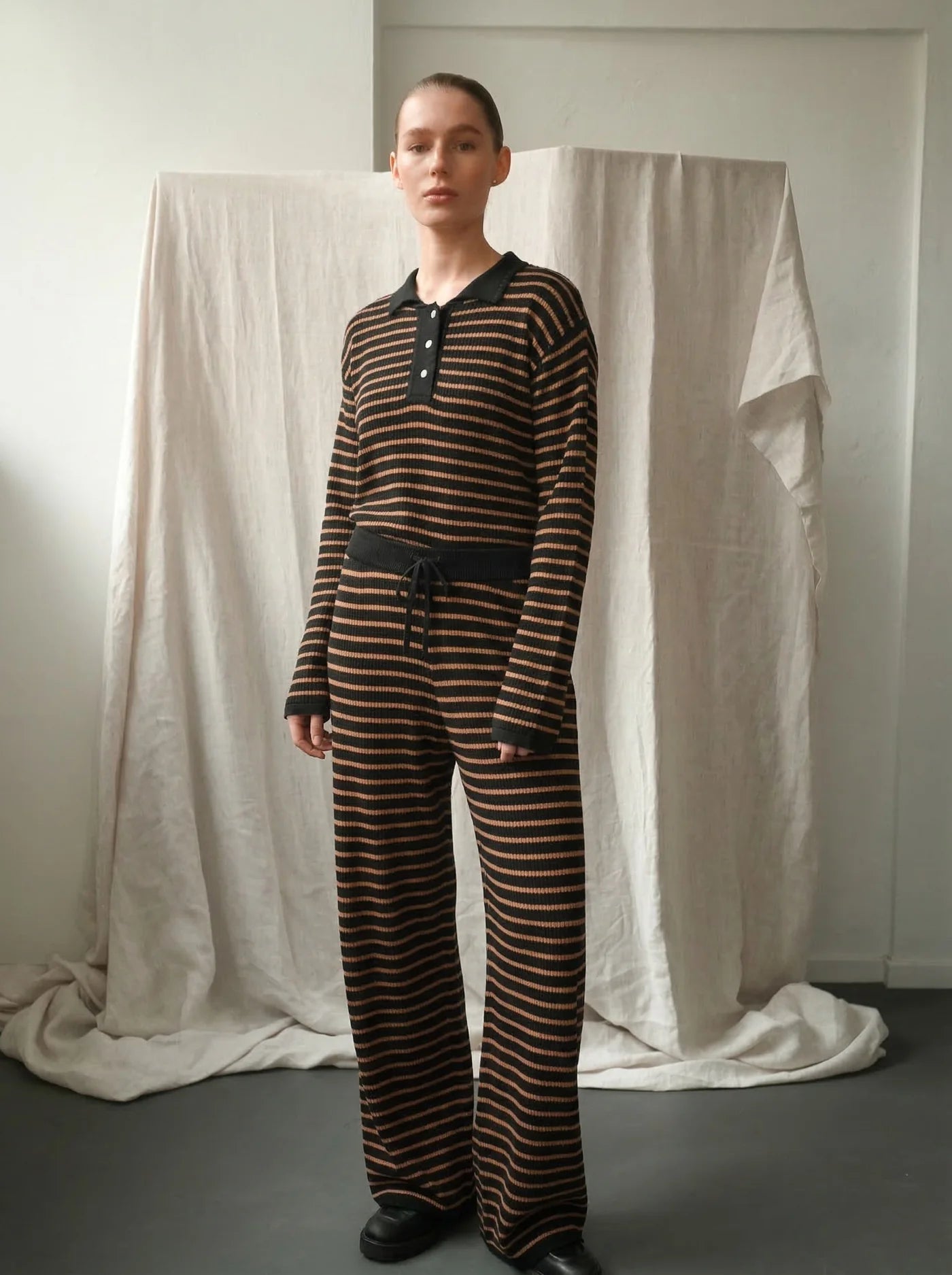 Proem Parades Nuria Knit Trousers | Black & Cognac