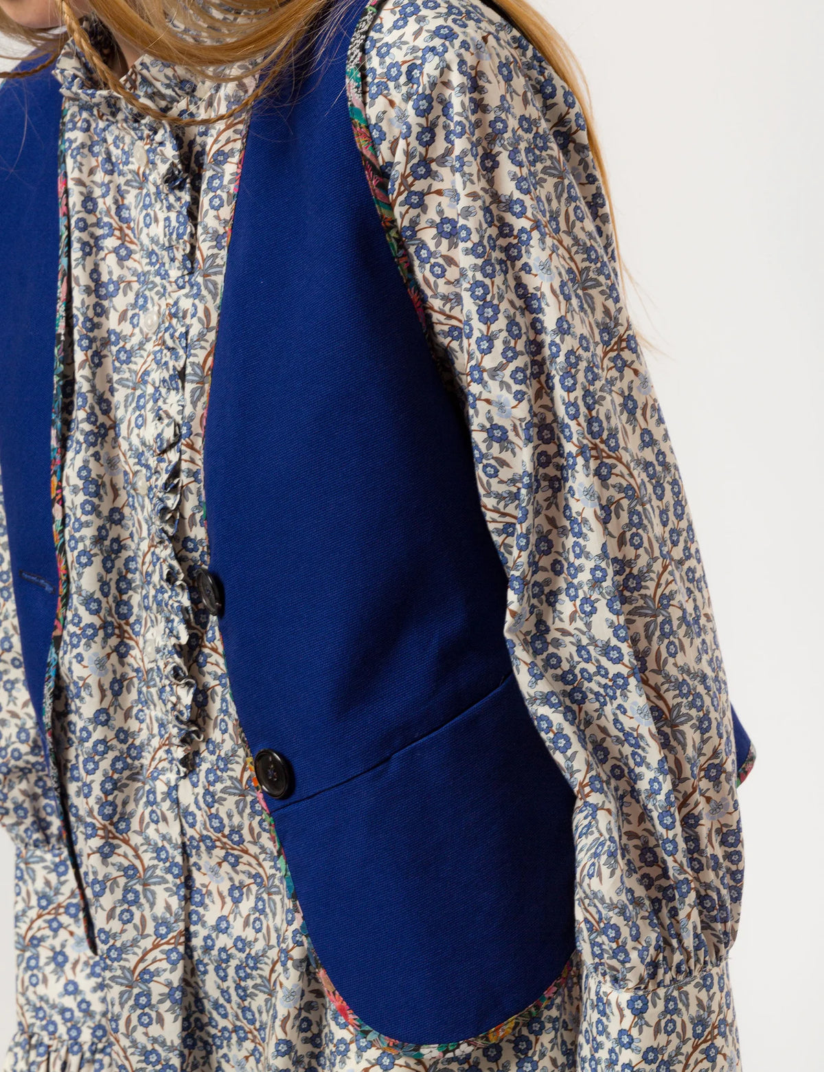 APOF Dua Vest | Canvas Indigo | Vendbar med Liberty Print