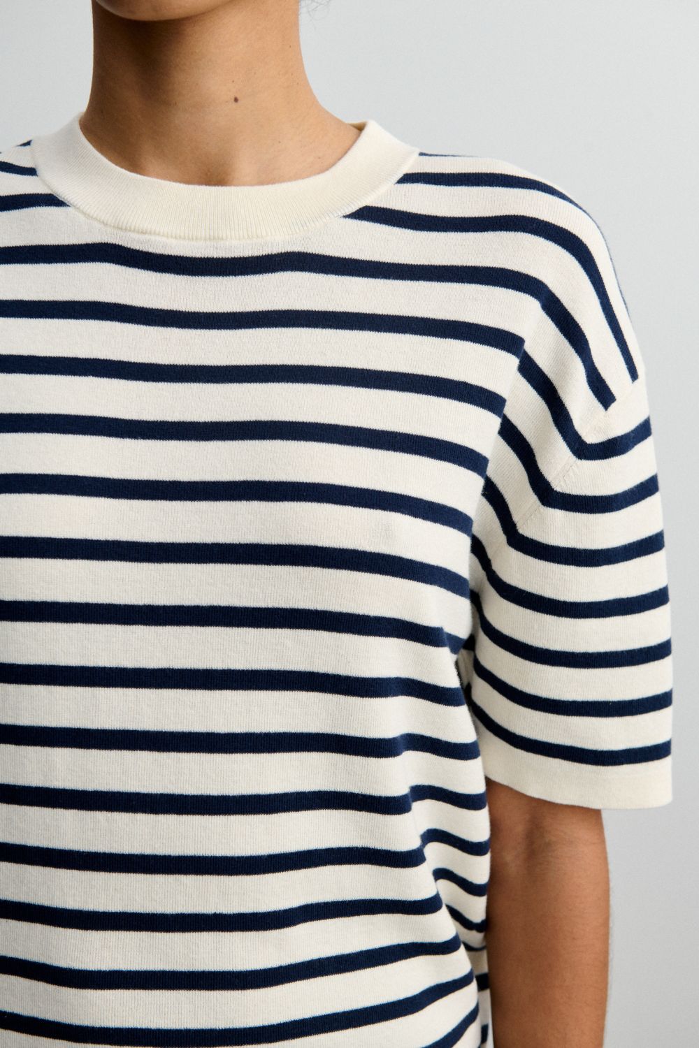 FUB | Striped Tee Dark Navy / Ecru | 100% økologisk bomuld