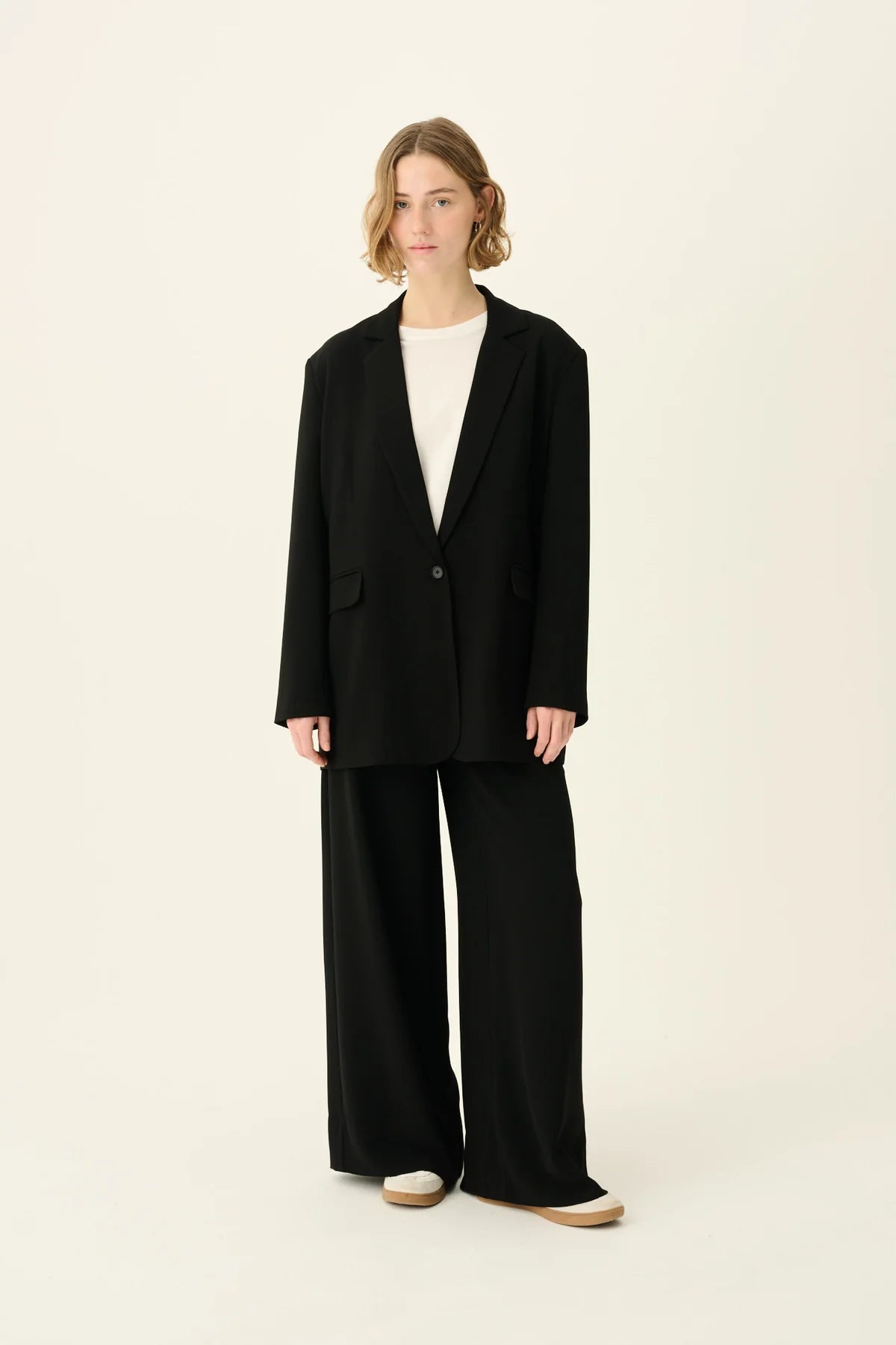 Rue de Tokyo Cica Recycled Heavy Crepe | Black